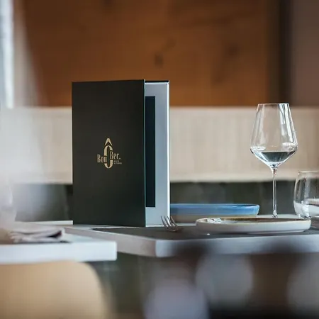 Le Pélican Hotel Annecy